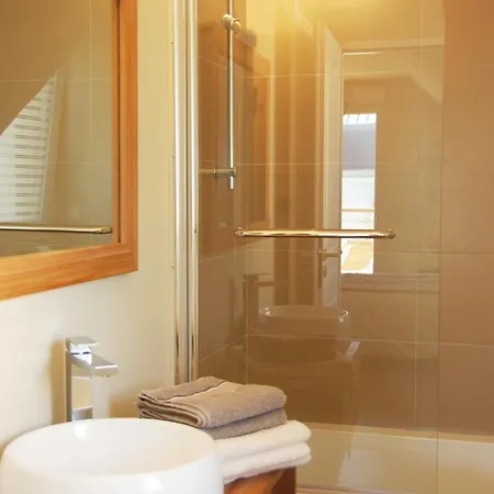 L'alidade D'hotes 4* וימרה